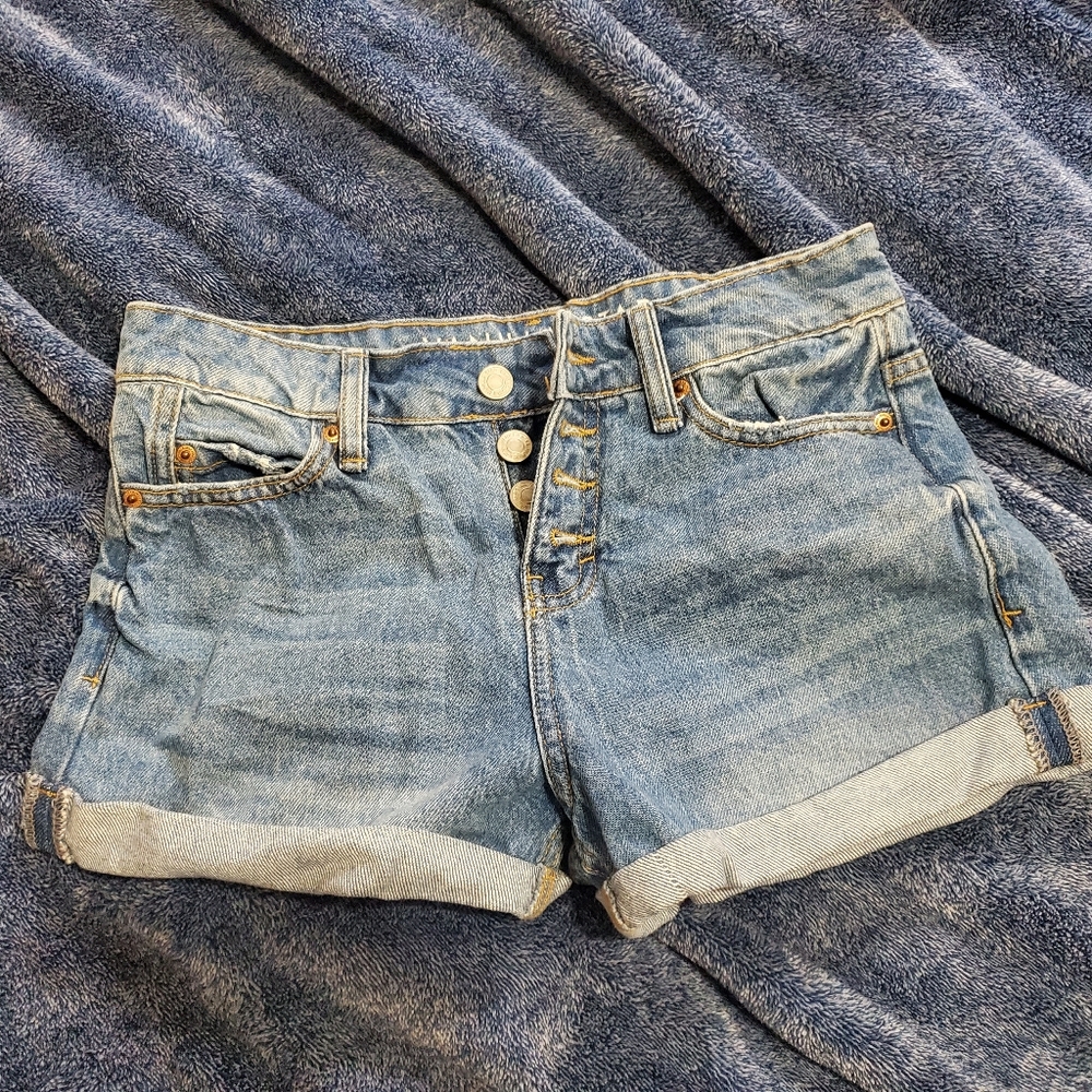 Vanilla Star Low Rise Cuffed Denim Shorts - Size 0